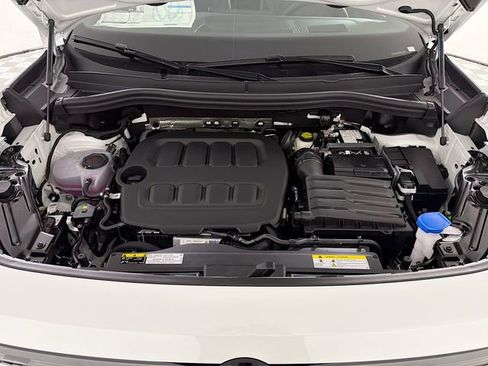 New 2026 Volkswagen Tiguan SE R-Line FWD image 30