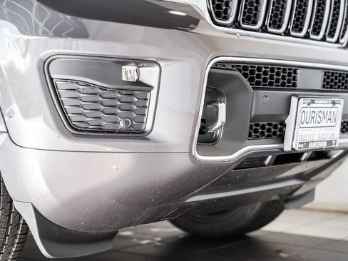 New 2025 Jeep Grand Cherokee Overland image 14