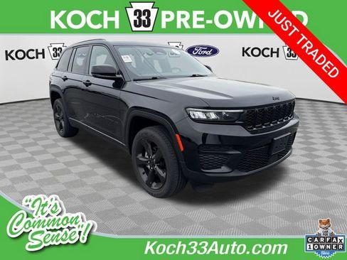 Used 2023 Jeep Grand Cherokee Altitude image 1