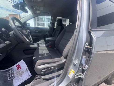 Used 2023 GMC Terrain SLE w/ Driver Convenience Package AWD/4WD image 12