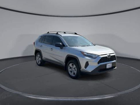 Used 2025 Toyota RAV4 LE image 2