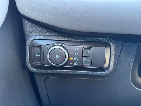 New 2026 Ford Explorer Active w/ Active Comfort Package image 19