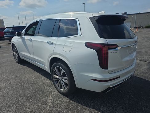 Used 2020 Cadillac XT6 Premium Luxury AWD/4WD image 6