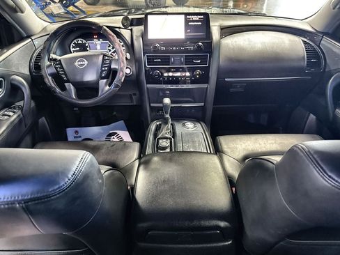 Used 2022 Nissan Armada SV w/ SV Appearance Package RWD image 26
