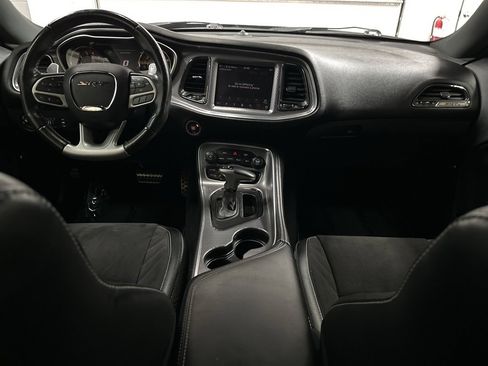 Used 2019 Dodge Challenger SRT Hellcat image 22