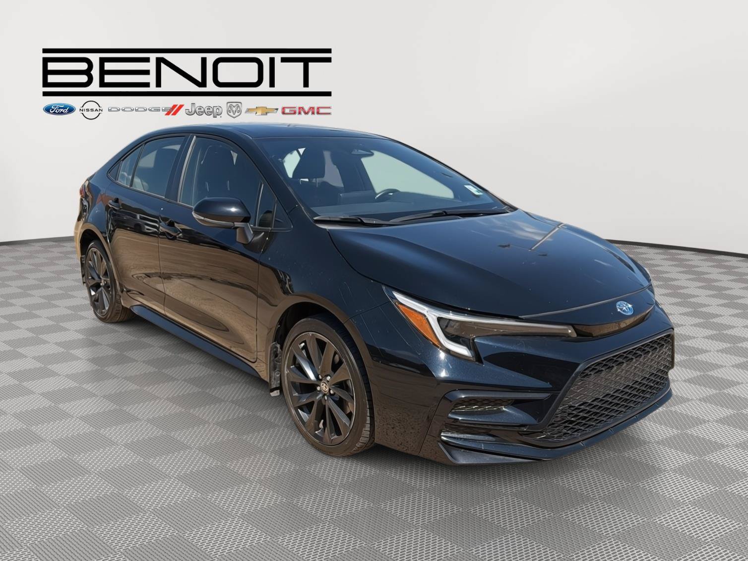 Used 2025 Toyota Corolla SE FWD image 7