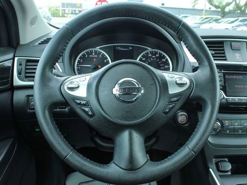 Used 2017 Nissan Sentra SV FWD image 23