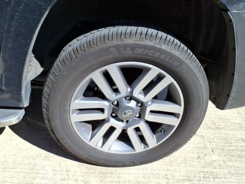 Used 2023 Toyota 4Runner TRD Sport image 7