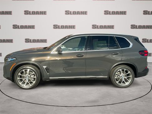 New 2026 BMW X5 xDrive40i w/ Climate Comfort Package image 2