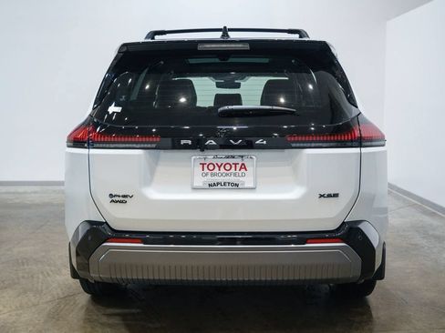Used 2025 Toyota Grand Highlander AWD image 6
