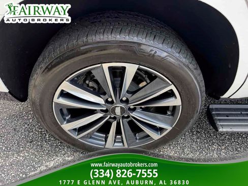 Used 2025 Cadillac Escalade Sport w/ Touring Package AWD/4WD image 41