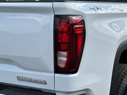 New 2025 GMC Sierra 1500 Elevation w/ Preferred Package image 32