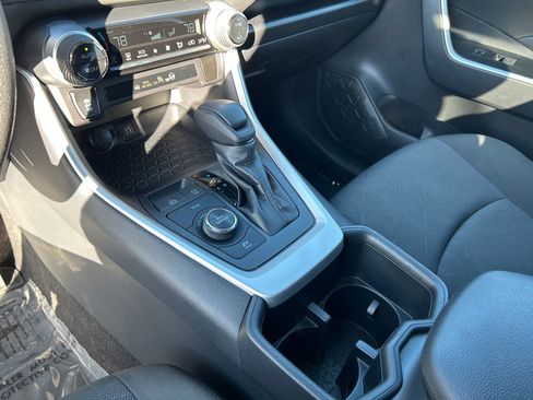 Certified 2025 Toyota RAV4 XLE image 18