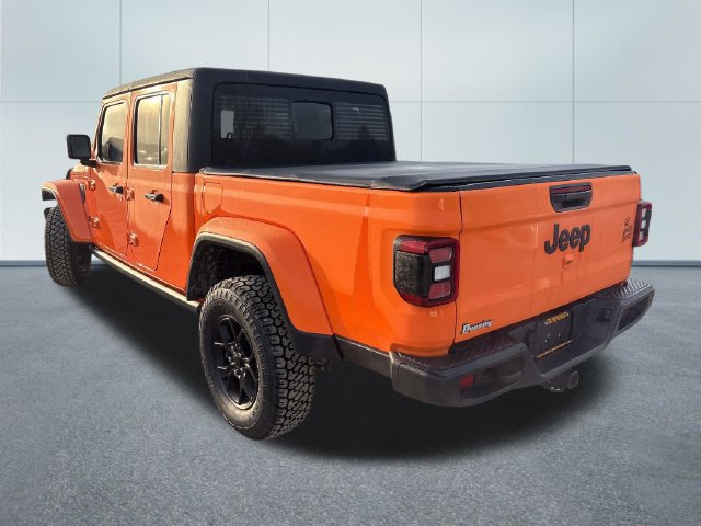 Used 2025 Jeep Gladiator Sport AWD/4WD image 2