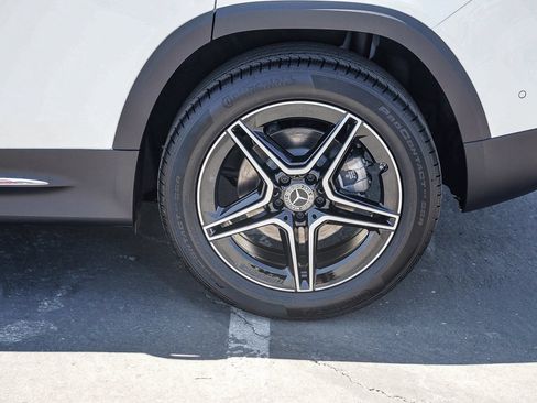 New 2026 Mercedes-Benz GLB 250 4MATIC image 10