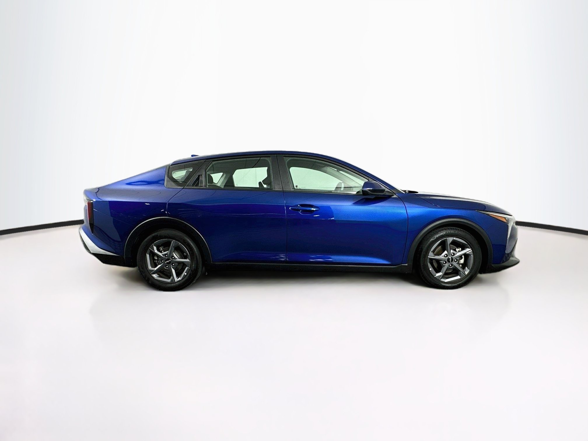 Used 2025 Kia K4 FWD image 10