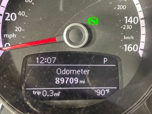 Used 2016 Volkswagen Beetle 1.8T S FWD image 9