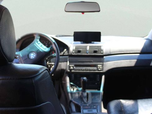 Used 1998 BMW 528i Sedan RWD image 8
