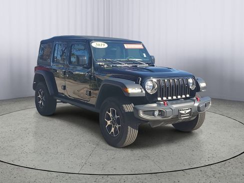 Used 2019 Jeep Wrangler Unlimited Rubicon image 2