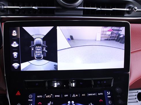 Used 2023 Maserati Grecale Modena image 32