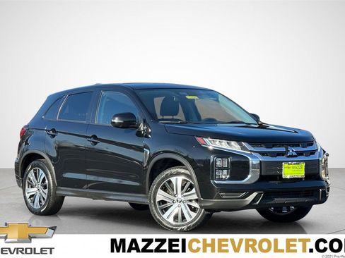 Used 2024 Mitsubishi Outlander Sport SE image 1