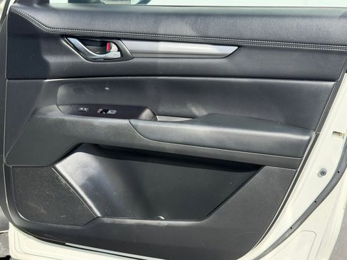 Used 2021 MAZDA CX-5 Touring image 33