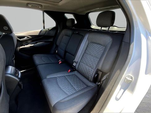 Used 2019 Chevrolet Equinox LT w/ Sun & Navigation Package FWD image 22
