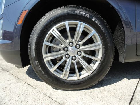 Used 2019 Cadillac XT5 Luxury FWD image 39