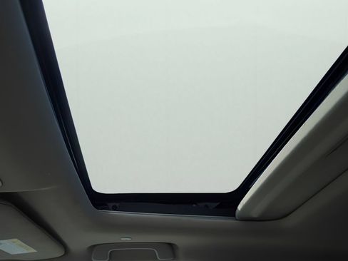 Used 2025 Honda CR-V EX-L image 28