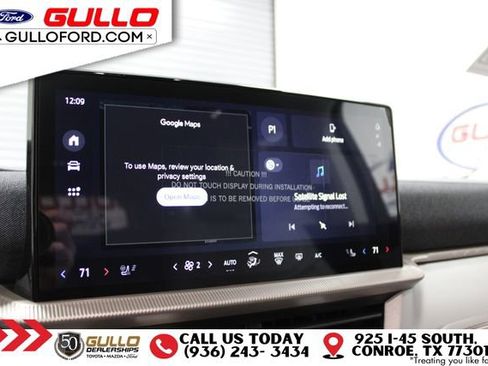 Used 2025 Ford Explorer Active w/ Active Comfort Package image 11