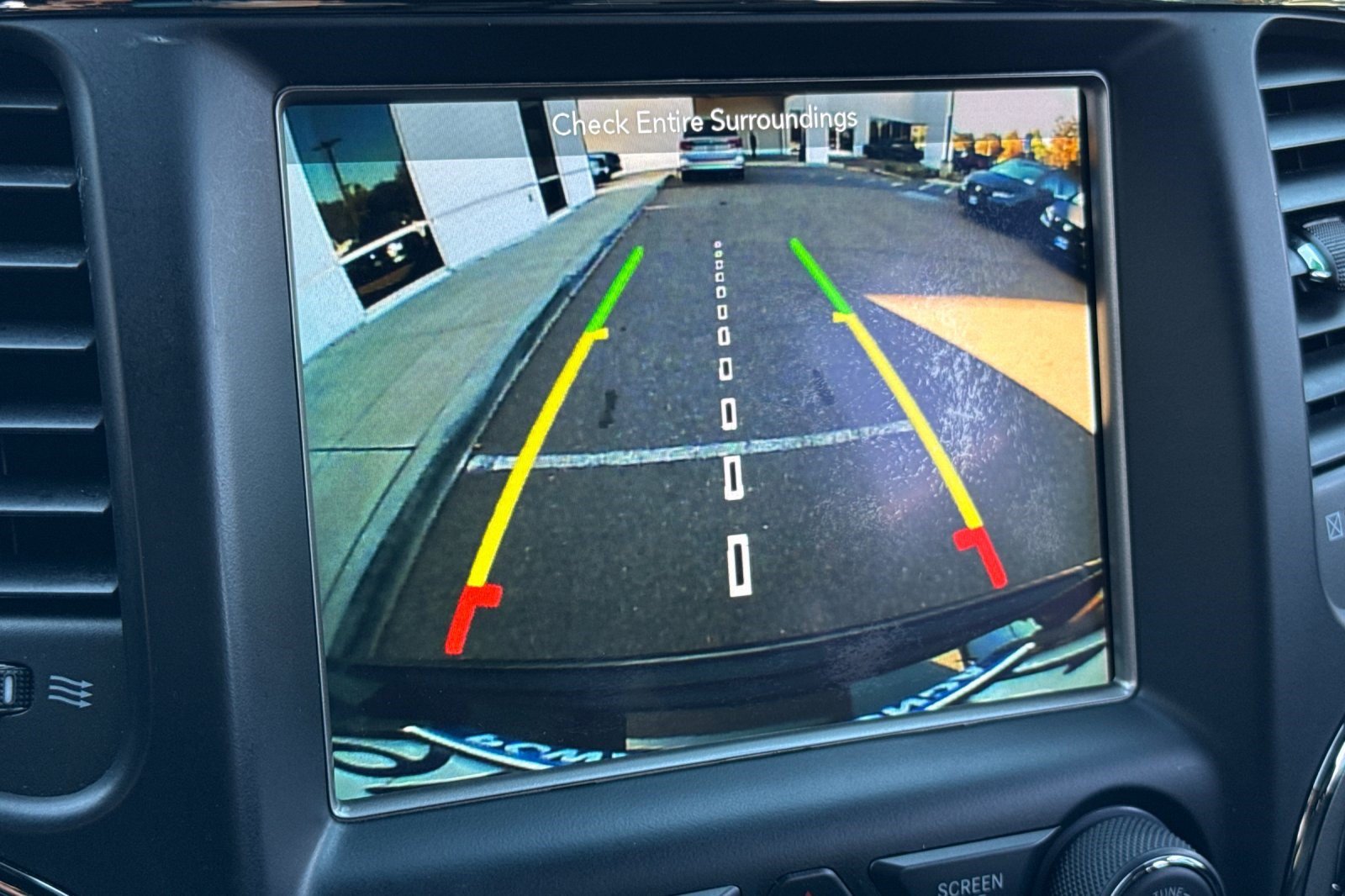 Used 2018 Jeep Grand Cherokee High Altitude AWD/4WD image 21