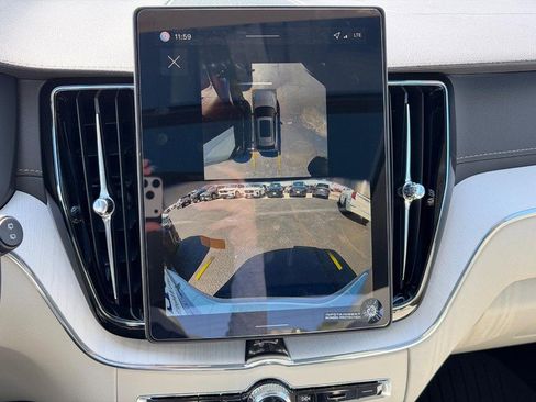 New 2026 Volvo XC60 B5 Ultra w/ Protection Package Premier image 15