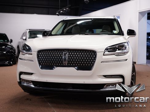 Used 2023 Lincoln Aviator Reserve w/ Equipment Group 201A AWD/4WD image 1