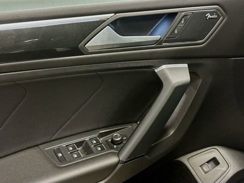 Used 2019 Volkswagen Tiguan SEL Premium R-Line image 22