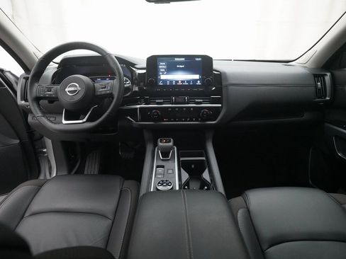 Used 2025 Nissan Pathfinder SL w/ SL Premium Package image 5