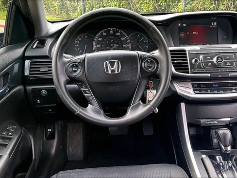 Used 2014 Honda Accord Sport image 7