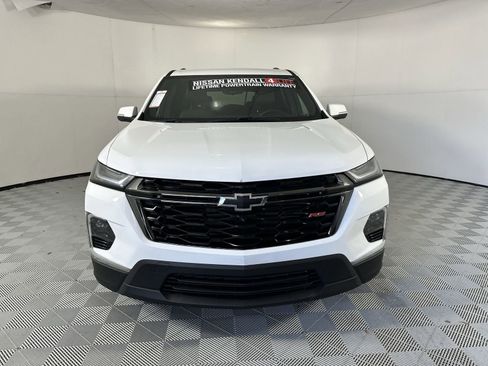Used 2023 Chevrolet Traverse RS FWD image 3