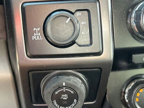 Used 2017 Ford F150 XLT w/ Equipment Group 302A Luxury AWD/4WD image 16