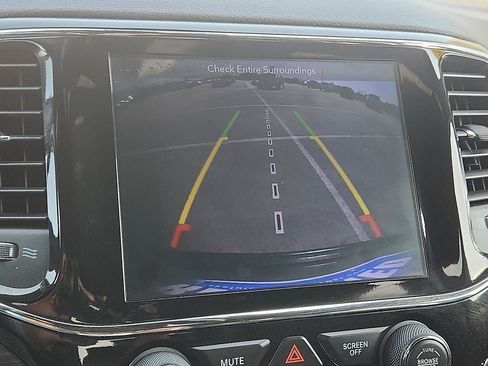 Used 2019 Jeep Grand Cherokee Altitude RWD image 22