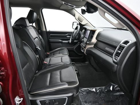 Used 2022 RAM 1500 Laramie AWD/4WD image 36