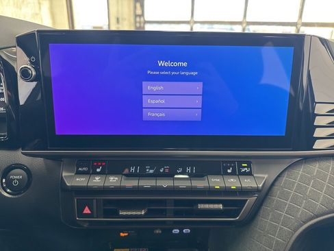 Used 2026 Toyota Camry XLE image 23