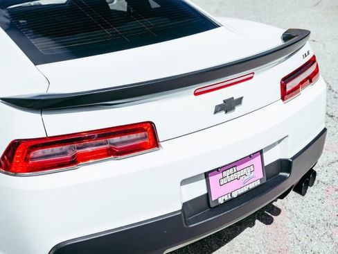 Used 2015 Chevrolet Camaro SS w/ SS Performance Package image 31