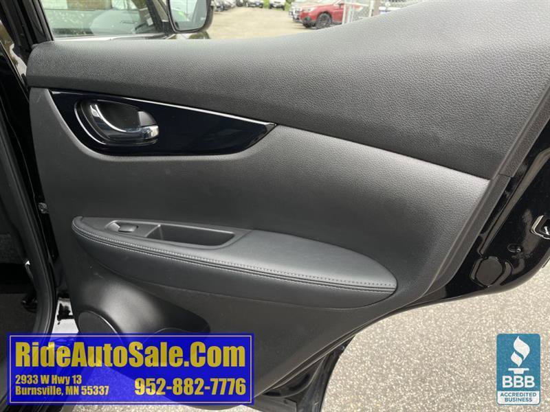 Used 2020 Nissan Rogue Sport SV w/ All-Weather Package AWD/4WD image 15