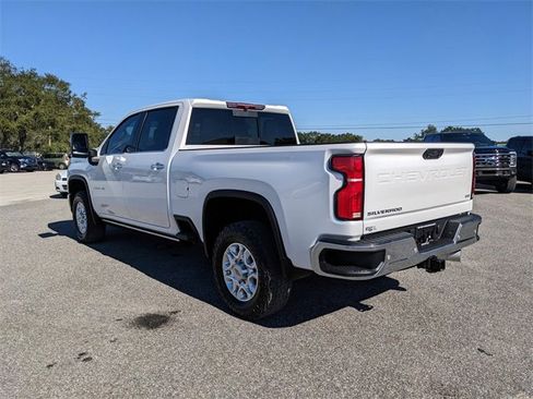 Used 2024 Chevrolet Silverado 3500 LTZ w/ LTZ Plus Package image 6