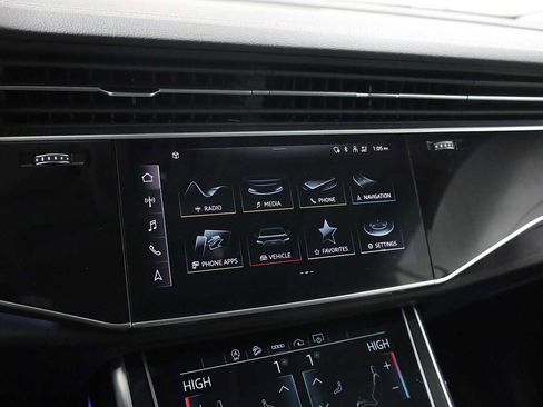 Used 2023 Audi Q8 Premium Plus w/ Premium Plus Package image 29