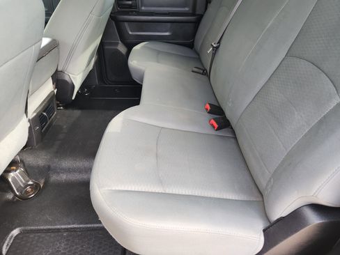 Used 2016 RAM 2500 Tradesman w/ Chrome Appearance Group image 22