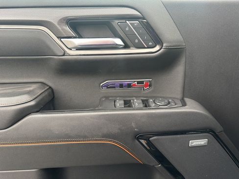 Used 2024 GMC Sierra 1500 AT4 w/ Technology Package image 10