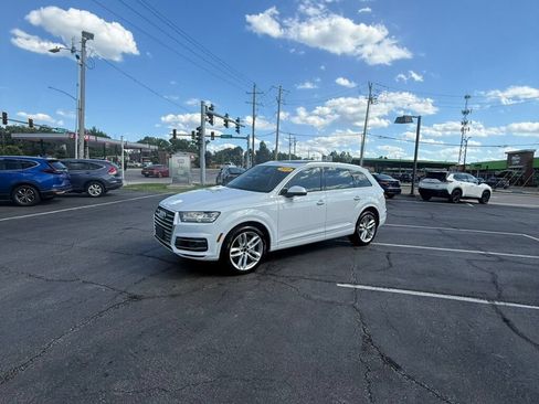 Used 2018 Audi Q7 3.0T Prestige AWD/4WD image 6