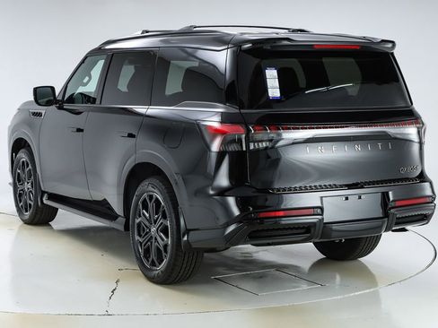 New 2026 INFINITI QX80 4WD w/ Sport Exterior Package image 7