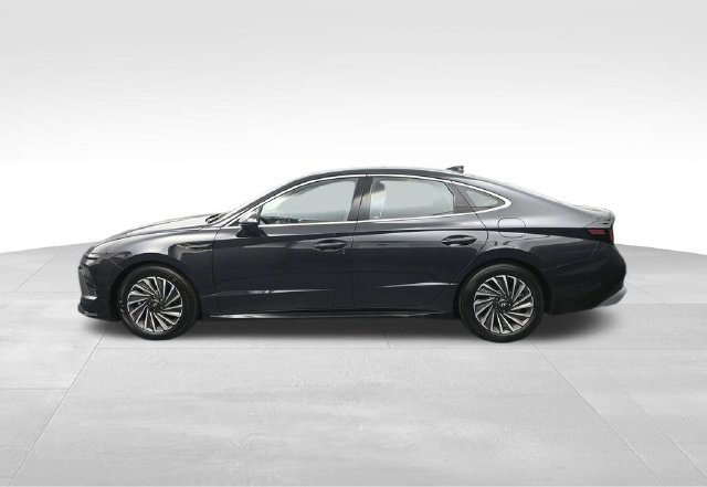 New 2026 Hyundai Sonata Limited FWD image 6